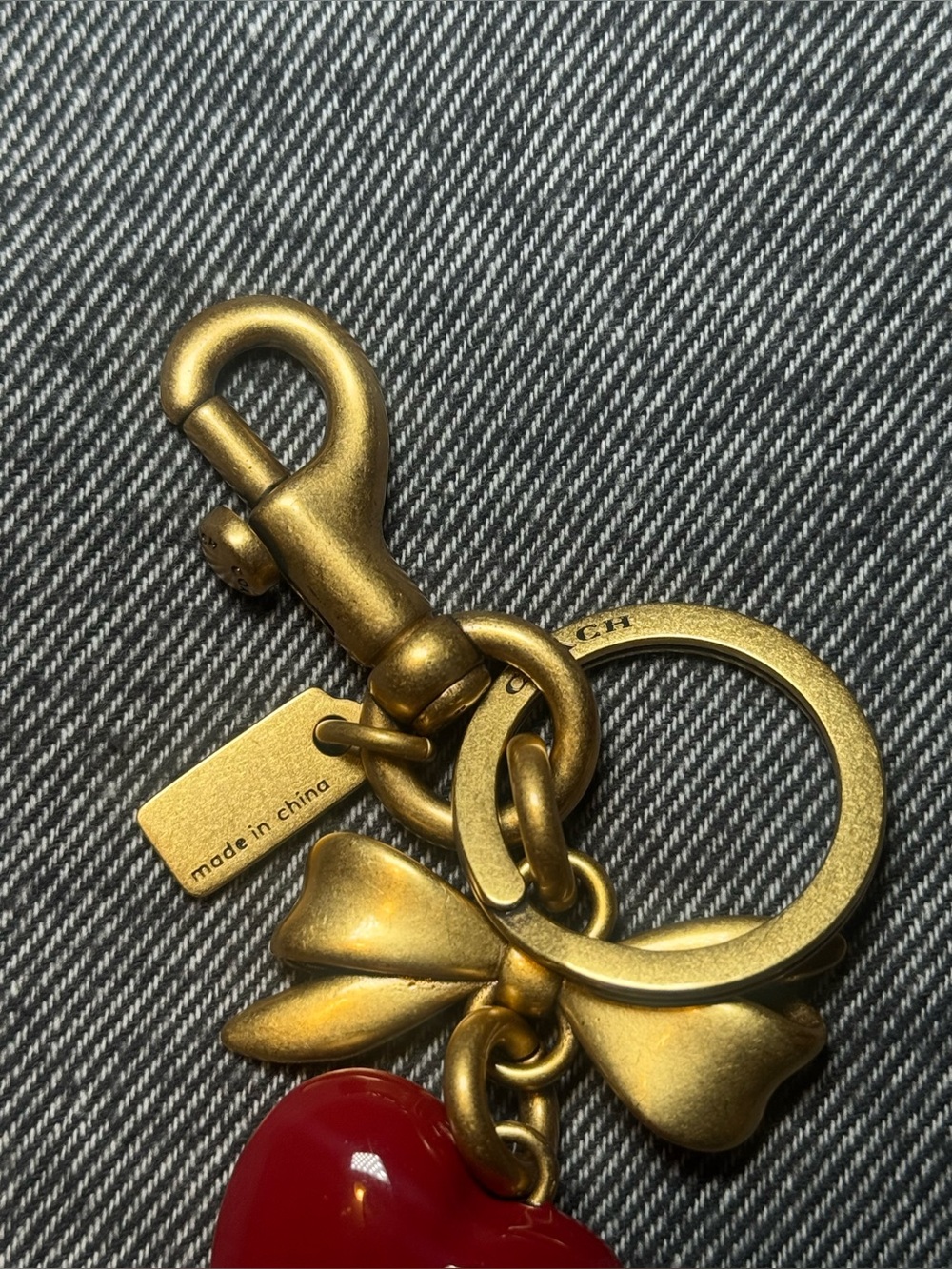 Coach Heart Locket - Picture 5 of 7